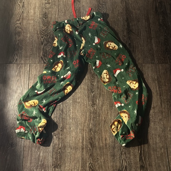 Limited Edition & Vintage Will Ferrell from the Movie Elf Pajamas - Picture 5 of 6